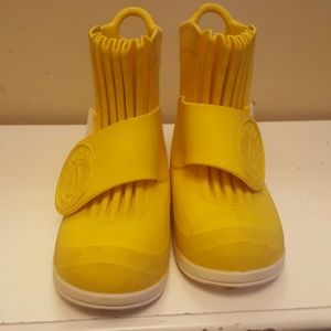 Size 12 Butler over the shoe boots